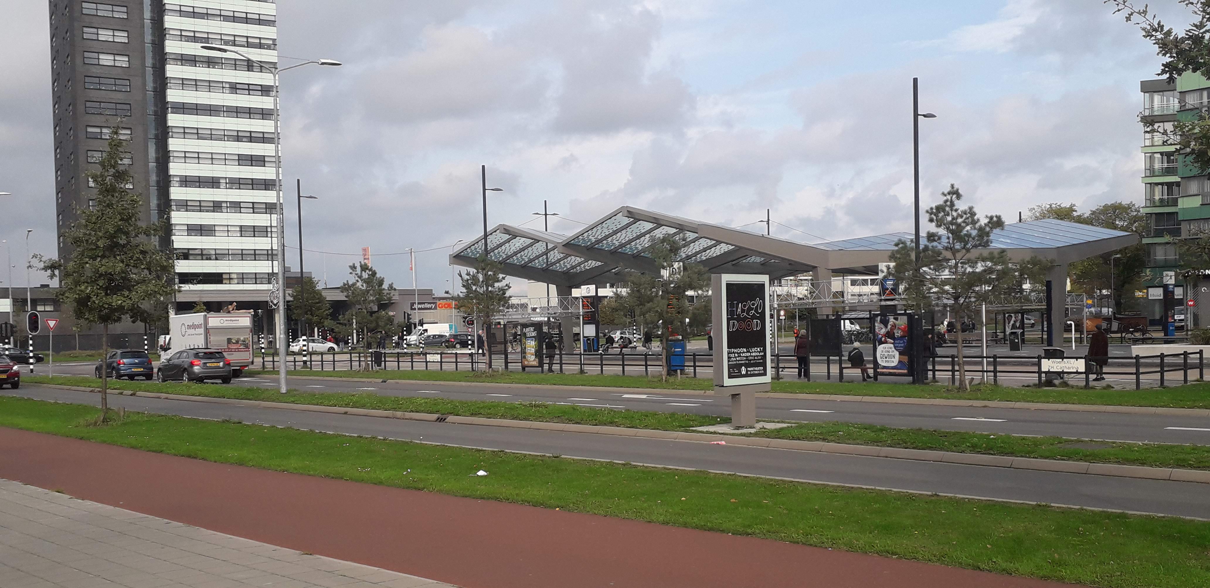 Busstation WoenselXL Catharinaziekenhuis